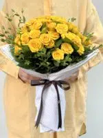Olimpo - Buquê de Mini Rosas Amarelas