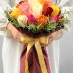 Passione - Buquê com 18 Rosas Coloridas