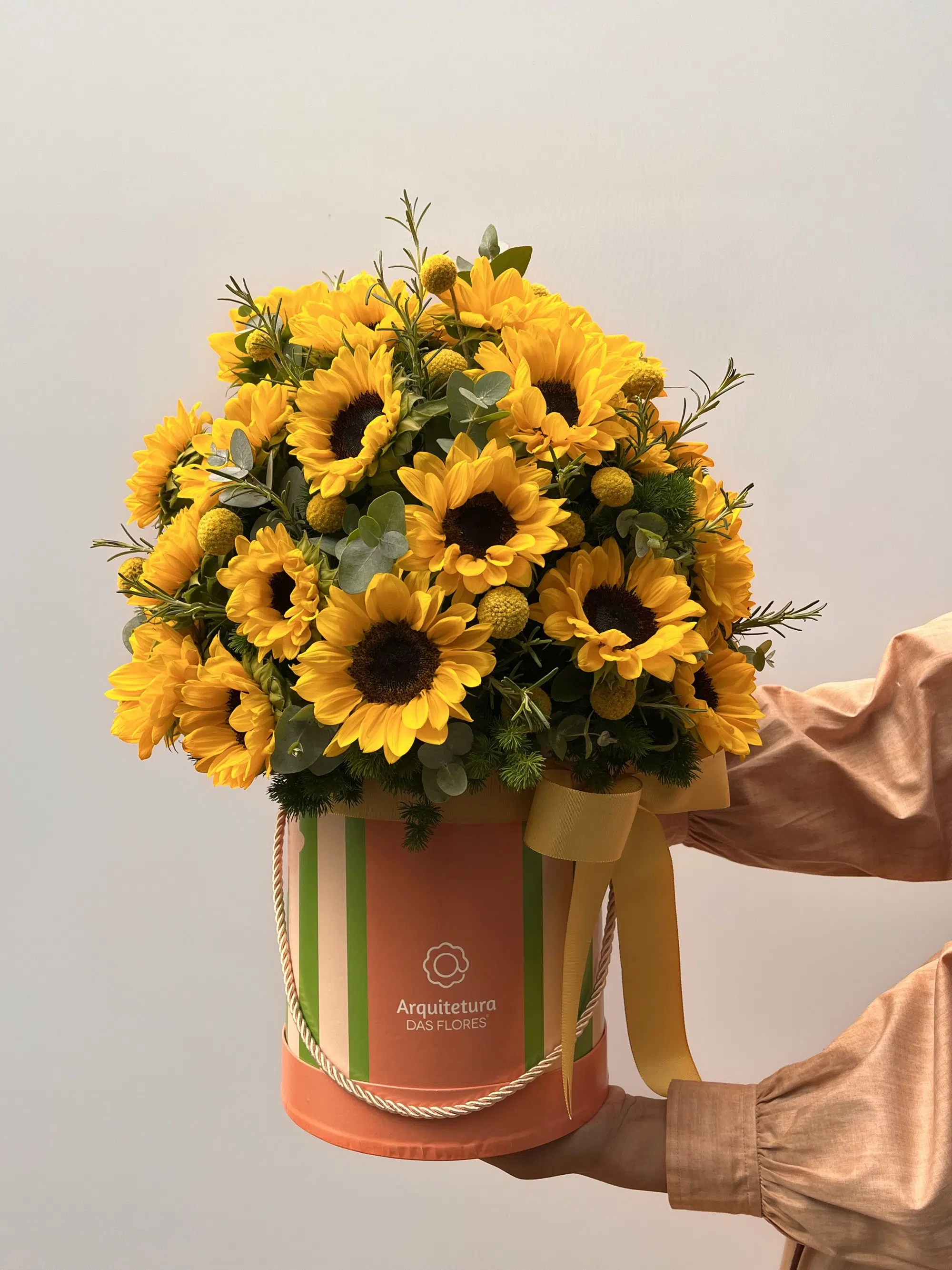 Girassóis Sunflowers Garden - Arranjo de Girassóis - Imagem 1