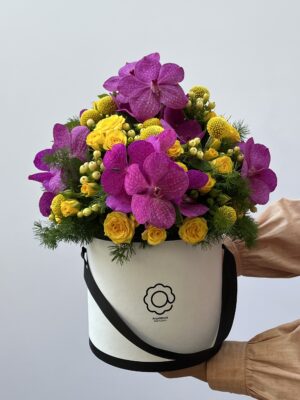 Ágata - Box de Orquídeas Vanda e Mini Rosas