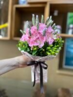 Happy Love - Buquê de Hortênsia, Lavanda e Hypericum