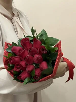 Alpendre - Buquê com 15 Rosas vermelhas