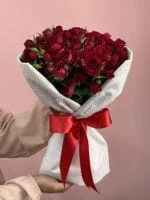 Classique - Buquê de Mini Rosas Vermelhas