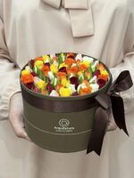 Cloé – Box com Mini Rosas Coloridas