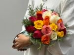 Arco-íris - Buquê de 18 Rosas Coloridas - Imagem 2