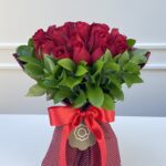 Stuck on You - Buquê com 18 Rosas Vermelhas