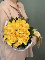 Leonessa - Buquê de 18 Rosas amarelas - Imagem 3