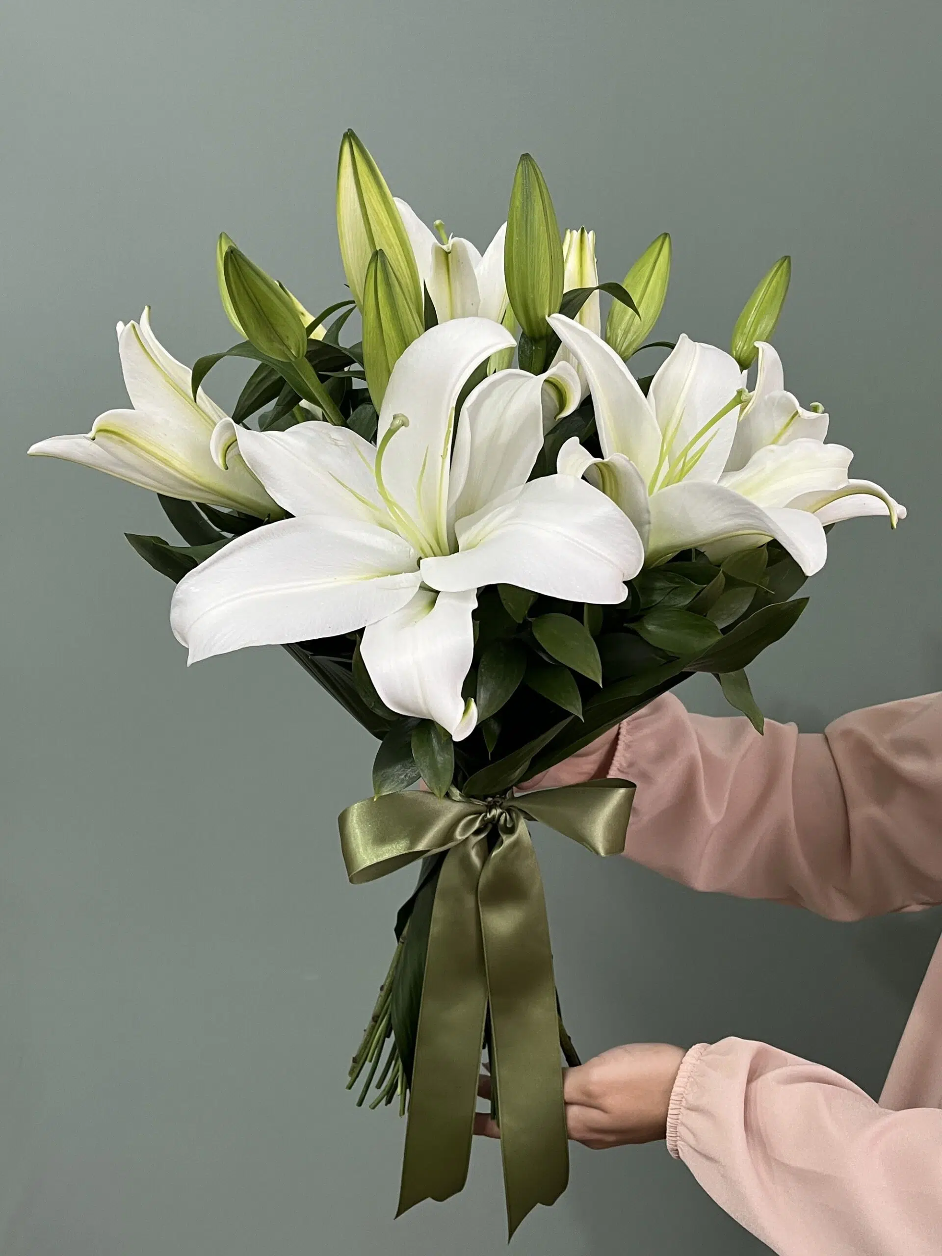 IMG_2844 Troy - Buquê de Lirios brancos - Imagem 1