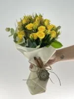 Yellow Love - Mini Buquê de Mini Rosas Amarelas - Imagem 2