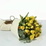 Yellow Love - Mini Buquê de Mini Rosas Amarelas