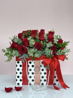 vive lamour bag com 30 rosas vermelhas arquitetura das flores porto alegre