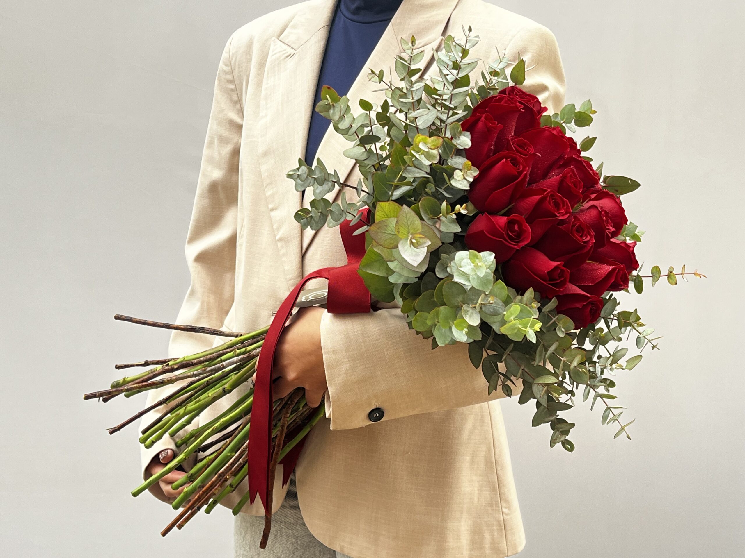 Buquê de rosas vermelhas, Floricultura perto de mim, arquitetura das flores Rubicon - Buquê com 18 Rosas vermelhas - Imagem 1
