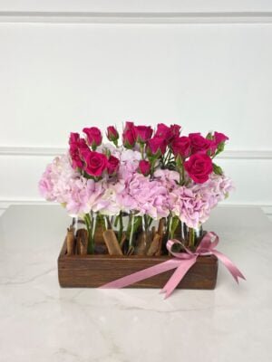 botanica encantada arranjo com hortensias e mini rosas arquitetura das flores porto alegre 1