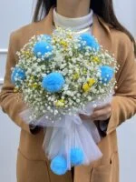 Principe Henri - Buquê de Gypsophilas e Pompons