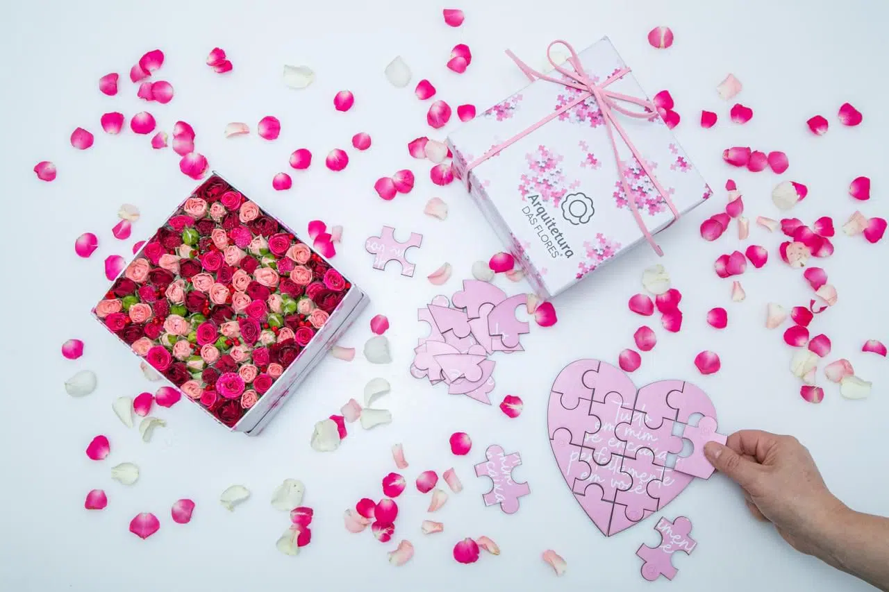 5378e2a4-7a99-4bd7-a73b-2729c72328d5 Love Puzzle - Box de Mini Rosas - Imagem 1