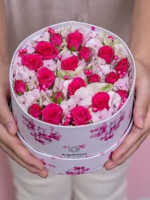eris box com flores de mini rosas arquitetura das flores porto alegre 1