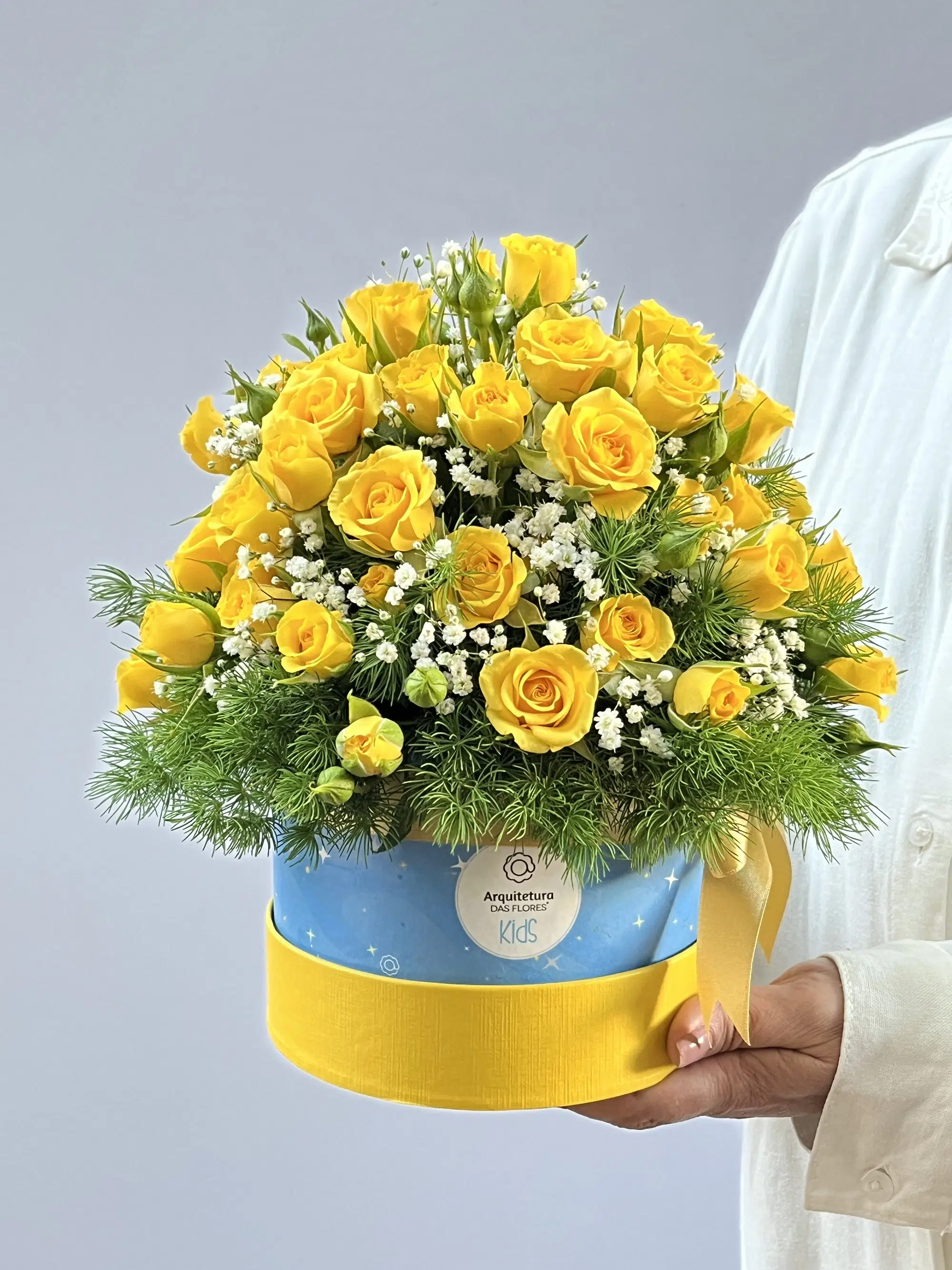 FFD602E0-EEE0-4124-A7CC-7CD5F9E29918 Amarelinha - Box de Mini Rosas Amarelas - Imagem 1