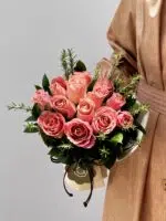 Sophia Loren - Buquê de 12 Rosas cor-de-rosa - Imagem 2