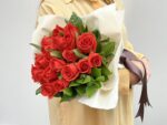 Orange Douce- Buquê de 20 Rosas Coral - Imagem 2