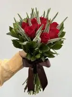Kiss me Quick - Buquê de 12 Rosas e Verônicas - Imagem 3