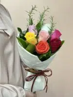 Bloom - Buquê de Rosas Coloridas
