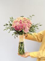 Topkapi - Buquê de Cravos Rosa Mesclado