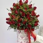 Renoir - Box com 50 Rosas Vermelhas