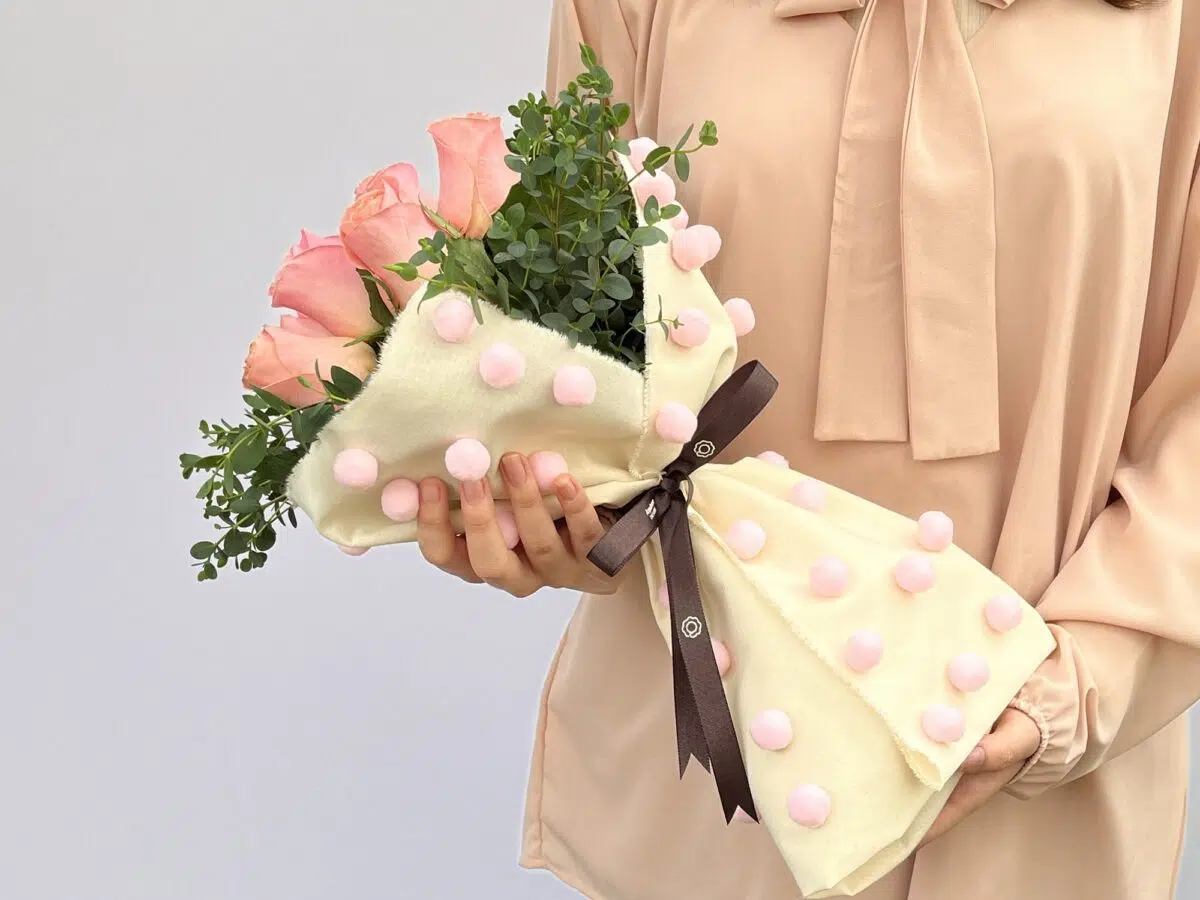 Mademoiselle - Buquê de Rosas Cor-de-Rosa - Imagem 3