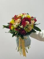 Sintonia - Buquê de Astromelias Coloridas - Imagem 2