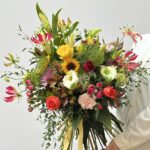 Sweet Bloom - Buquê com Flores Variadas