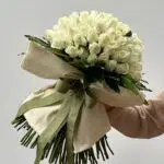 Taj Mahal - Buquê de 100 Rosas Brancas