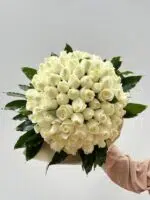 Taj Mahal - Buquê de 100 Rosas Brancas - Imagem 2