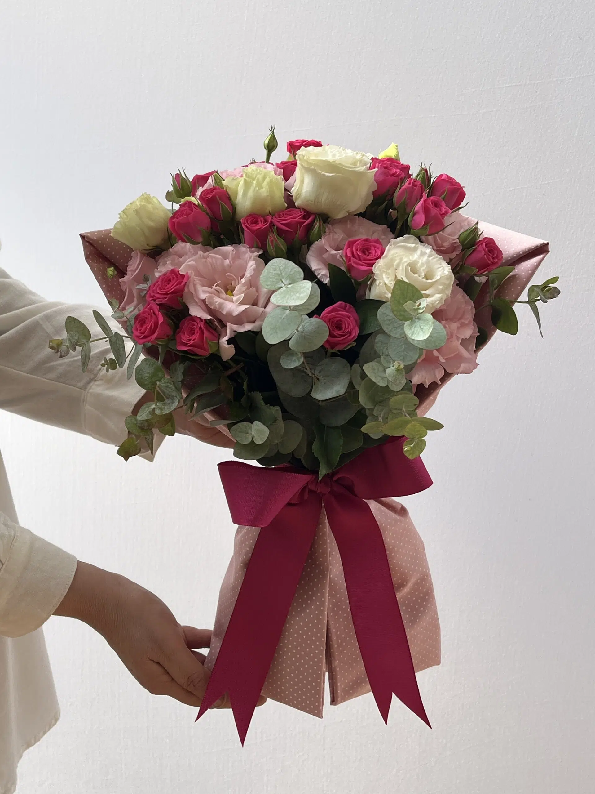 IMG_5758 Jeté - Buquê de Lisianthus e Mini Rosas - Imagem 1