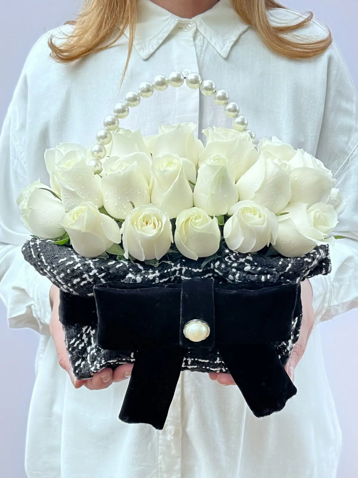 Madame Coco - Handbag de Rosas Brancas - Imagem 1