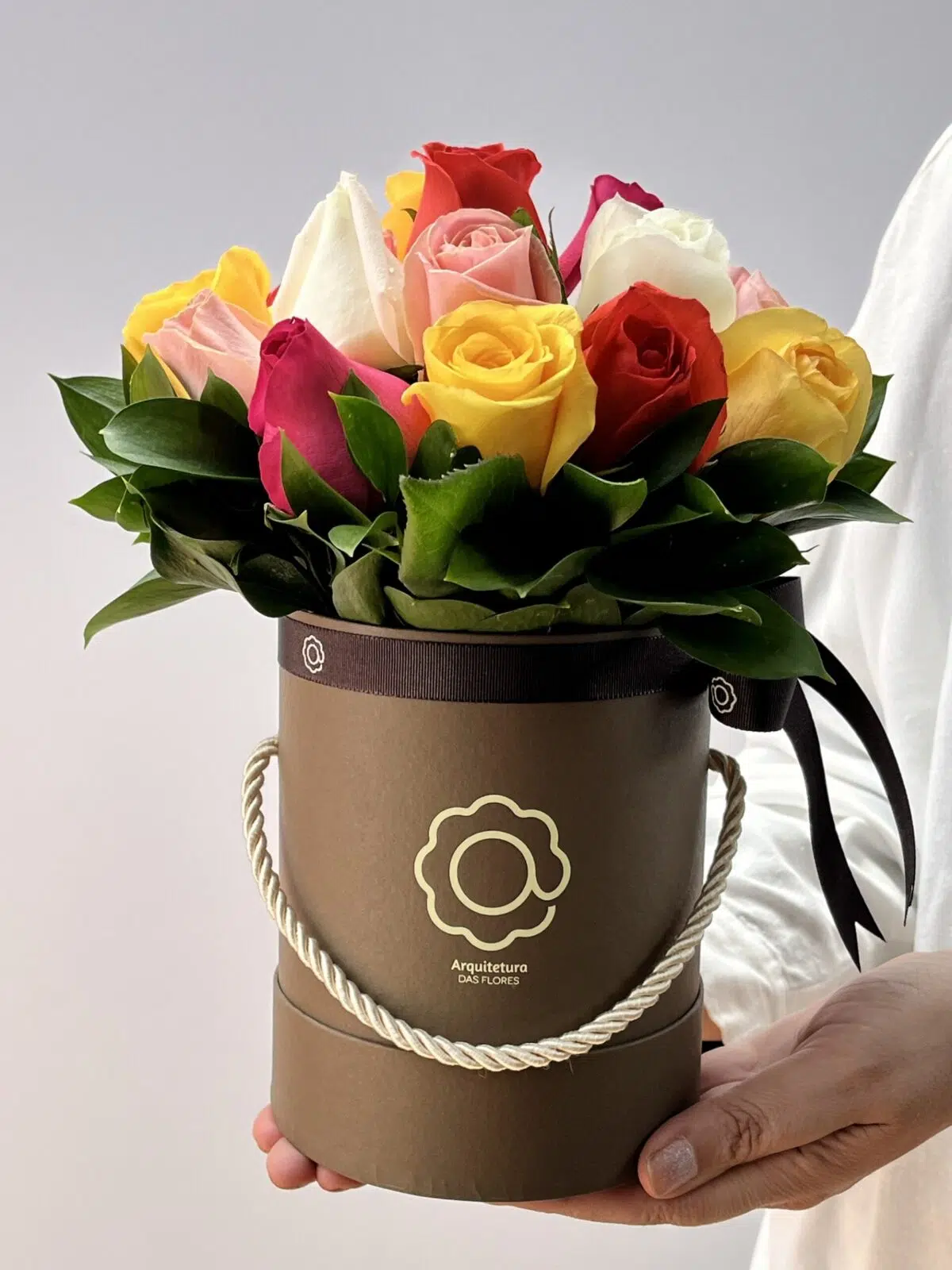 Vale das Flores - Box de Rosas Coloridas - Imagem 1