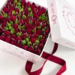 In Love - Arranjo de Mini Rosas Vermelhas