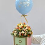 Candy Boy - Arranjo de Mini Rosas e Balão