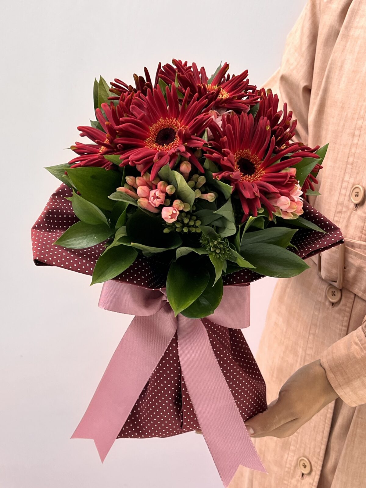 Marsala - Buquê de Gerberas e Bouvardias - Imagem 1