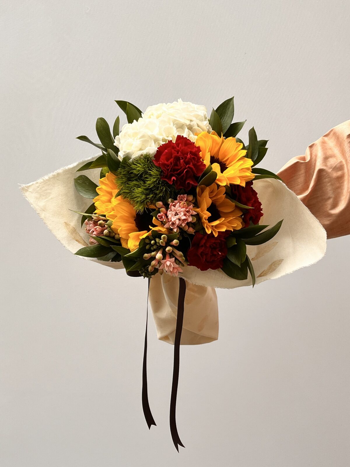 Lively - Buquê de Girassóis e Hortênsias - Imagem 3