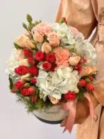 Blue Petit - Box de Hortências, Cravinas e Mini Rosas - Imagem 2