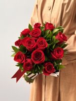 Glory of Love - Buquê de 12 Rosas Vermelhas - Imagem 2