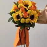 Cancún - Buquê de Girassóis, Craspédias e Rosas Laranjas