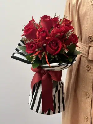 Chili Roses - Buquê de Rosas e Pimentas