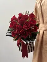 Chili Roses - Buquê de Rosas e Pimentas - Imagem 2