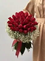 Rouge de Revê - Buquê de Rosas Vermelhas e Gypsophilas