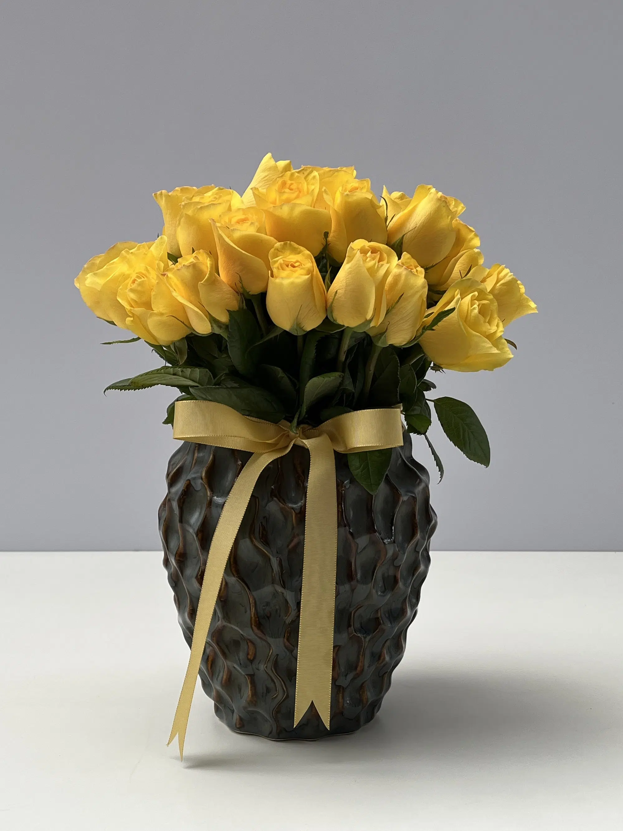 IMG_7171 Yellow Jazz - Arranjo de Rosas Amarelas - Imagem 1