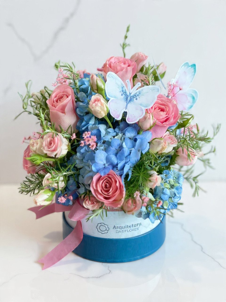 PHOTO-2025-11-10-19-18-06 Blueprint - Box de Rosas e Hortênsias - Imagem 1