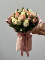 Sweet Petals - Buquê de Rosas e Mini Rosas