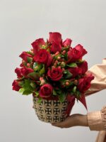 Burning Love - Arranjo de Rosas e Pimentas