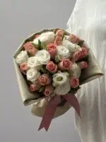 Belle Île - Buquê de Rosas e Lisianthus - Imagem 2